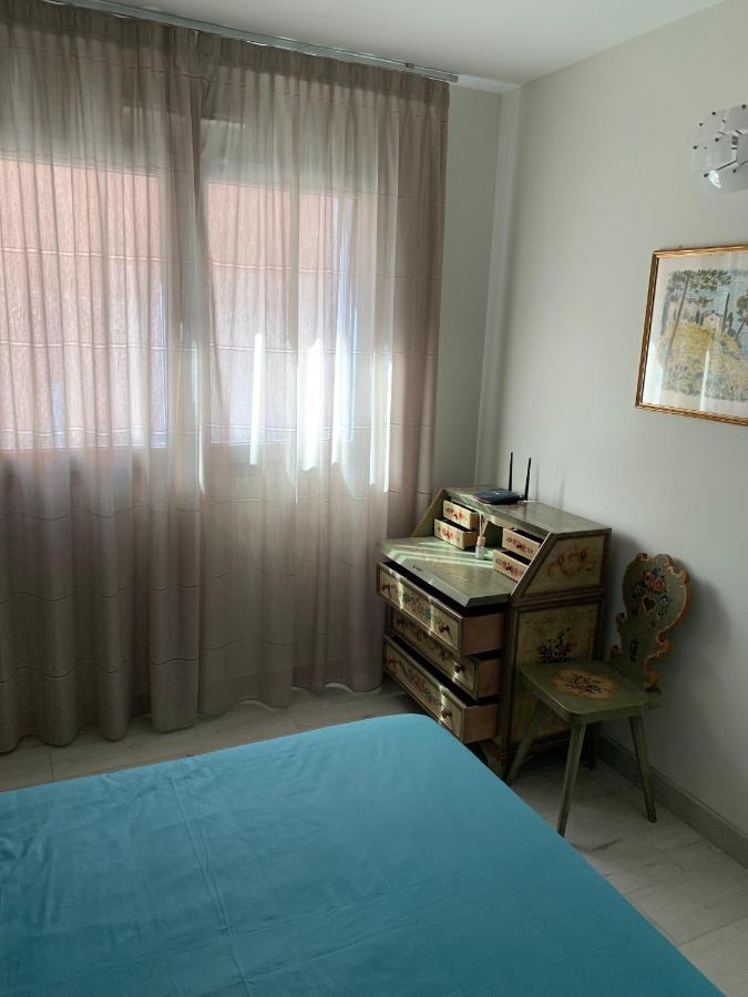 8 Di Cuori Acomodação com café da manhã Rimini Exterior foto